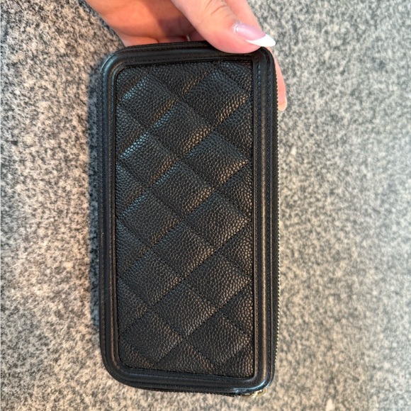 Chanel Filigree Double Zip Clutch with Chain Quilted Caviar - Picture 4 of 6